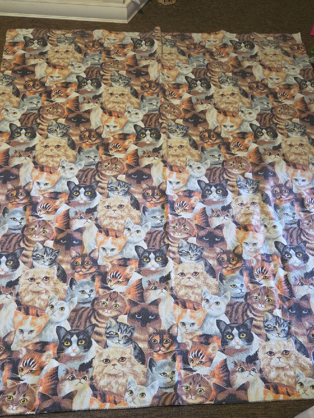 Vintage Cat Faces Printed Throw Blanket - Multi Colored 85x69